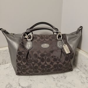 Coach Collette Signature Carryall  Handbag